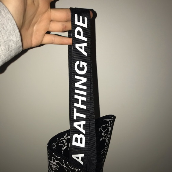 A Bathing Ape Camo Tote Bag - Picture 3 of 3